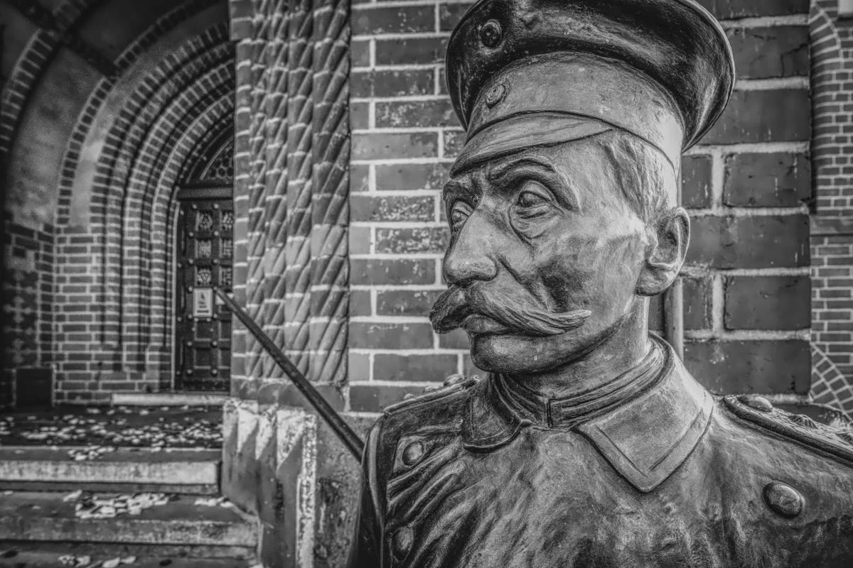 The City That Remembers For You: A Steampunk Noir Ode to Dark City