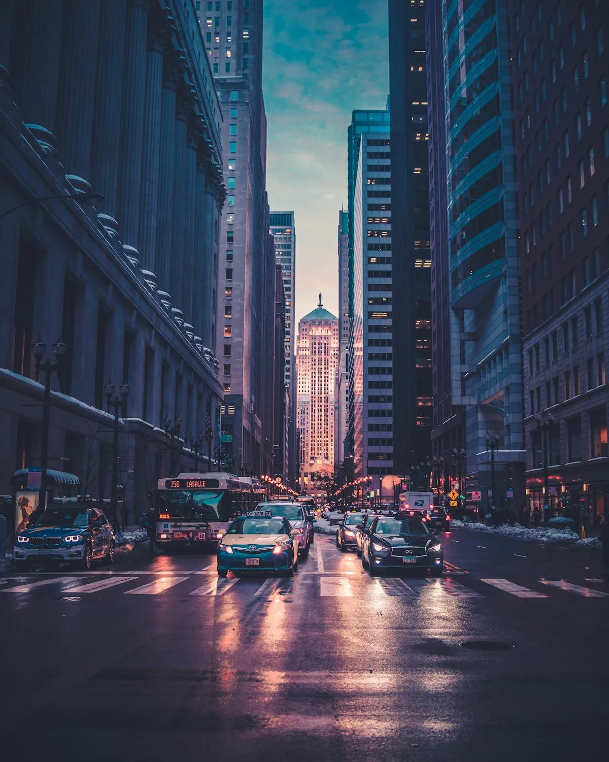 The City That Forgot the Sun: A Defense of Dark City